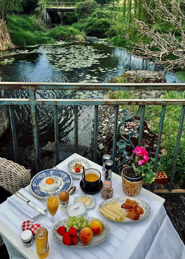 Moulin Le Fleurie Hotel Charenton-du-Cher ภายนอก รูปภาพ