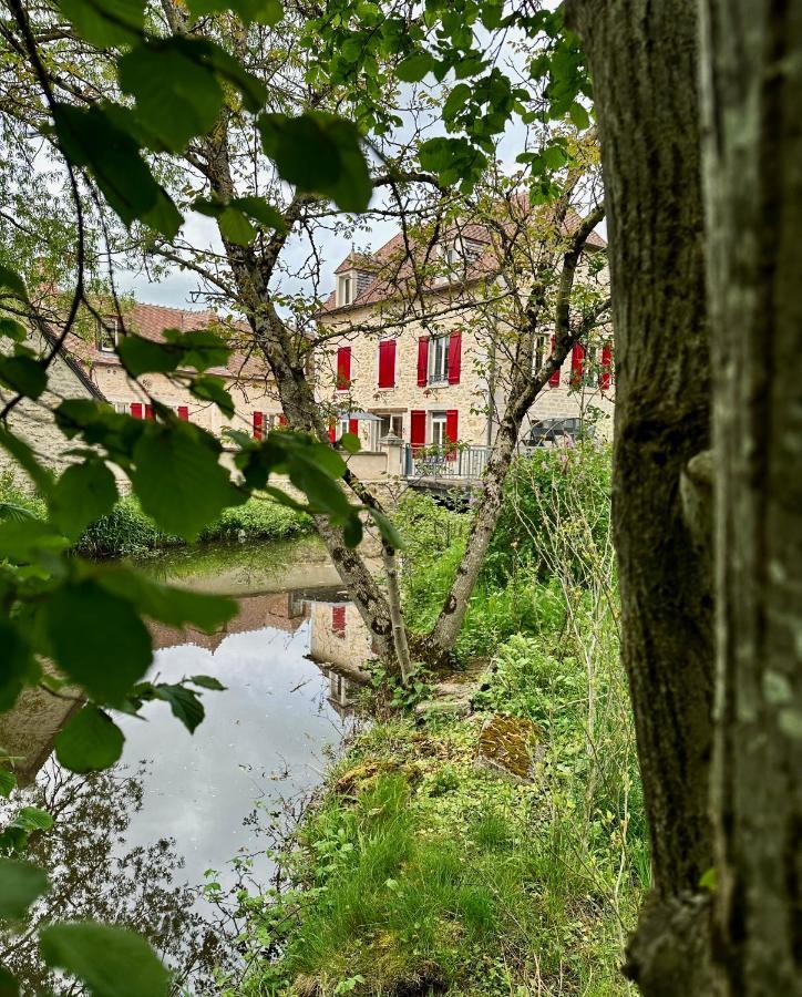Moulin Le Fleurie Hotel Charenton-du-Cher ภายนอก รูปภาพ