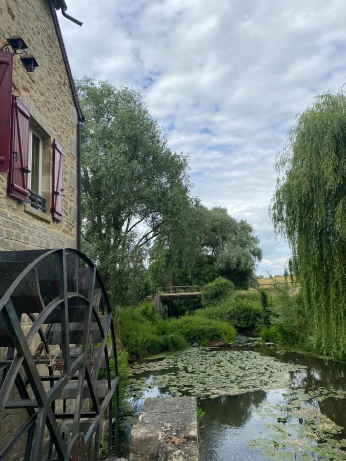 Moulin Le Fleurie Hotel Charenton-du-Cher ภายนอก รูปภาพ