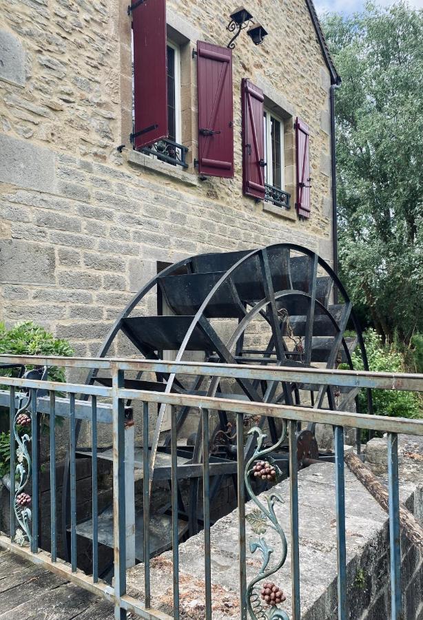 Moulin Le Fleurie Hotel Charenton-du-Cher ภายนอก รูปภาพ