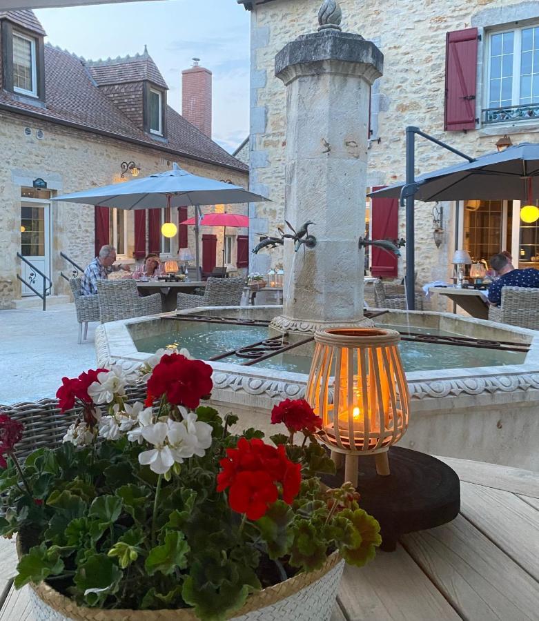 Moulin Le Fleurie Hotel Charenton-du-Cher ภายนอก รูปภาพ