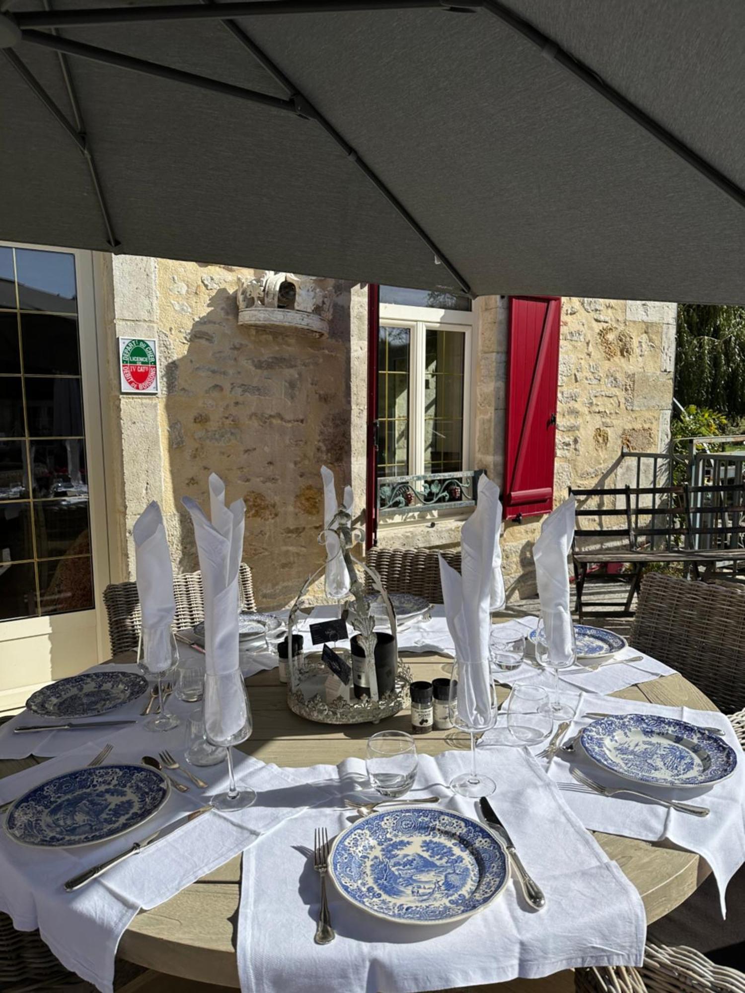 Moulin Le Fleurie Hotel Charenton-du-Cher ภายนอก รูปภาพ
