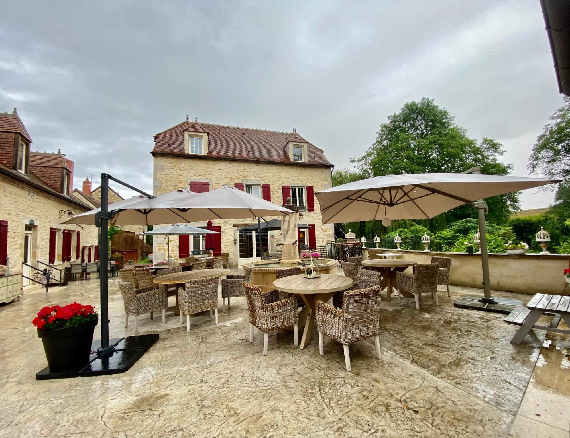 Moulin Le Fleurie Hotel Charenton-du-Cher ภายนอก รูปภาพ